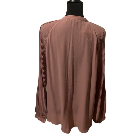 ROSE AND GLOLD PLEATED LONG SLEEVE BLOUSE - Picture 3 of 3